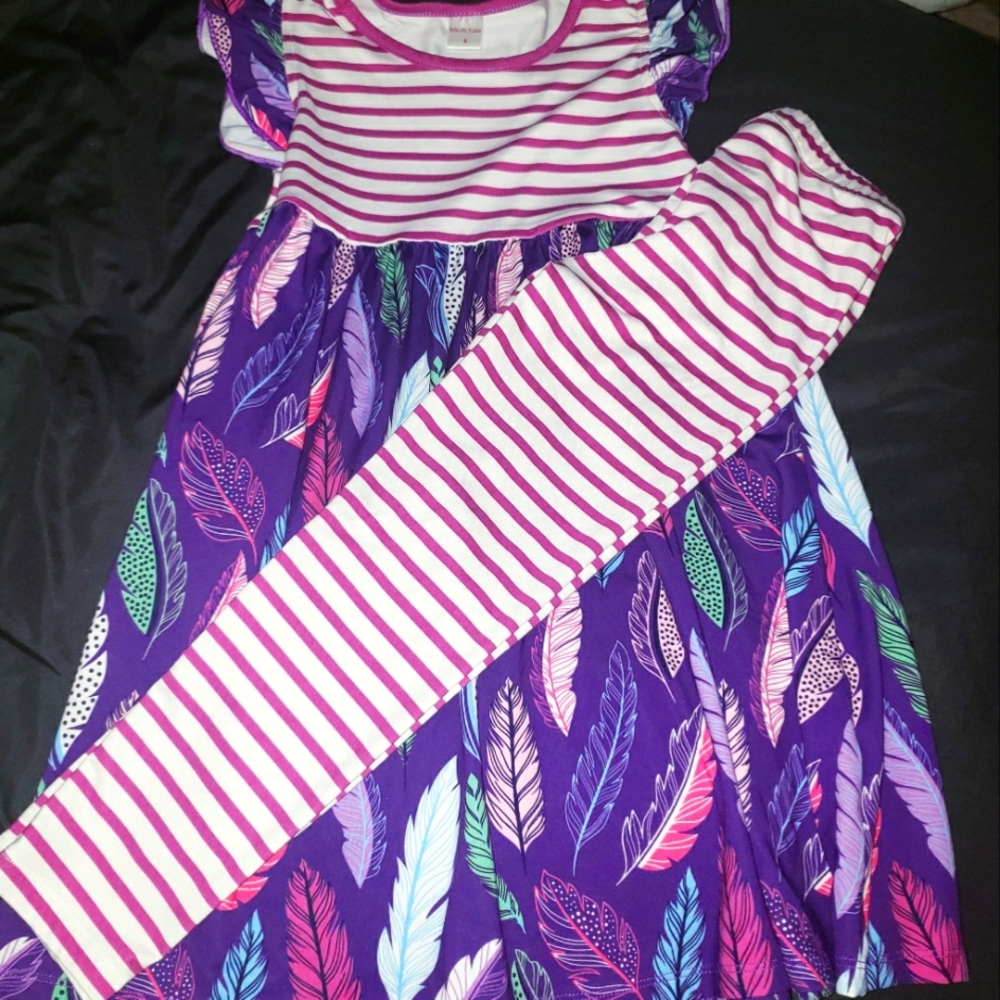 Penelope Plumm size 6.